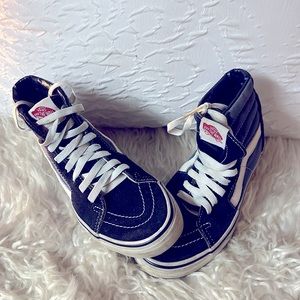 LOWER PRICE! VAN’S Sk8-Hi Top Size 6